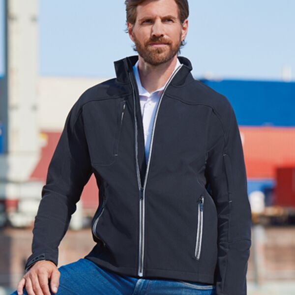 Russell Russell Bionic Soft Shell Jacket 410M Russell Bionic Soft Shell Jacket Thumbnail