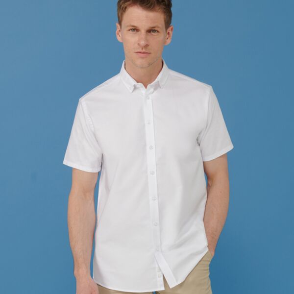Henbury Henbury Modern Short Sleeve Regular Fit Oxford Shirt H517R Henbury Modern Short Sleeve Regular Fit Oxford Shirt Thumbnail